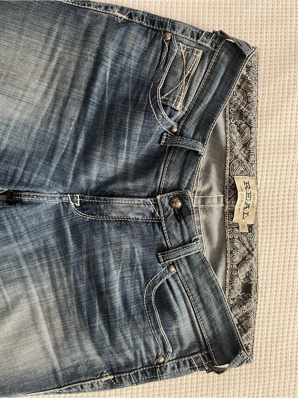 Ariat R.E.A.L midrise straight denim jeans 32Long